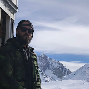 Meet your Posher, Alex